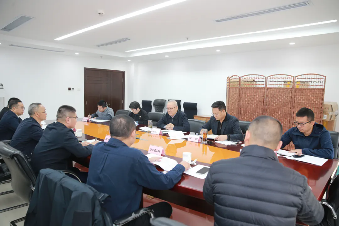 民建中央领导会见中共四川