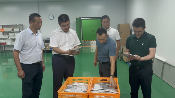 席代金前往挂联重点推进项目——乐山味道·食品